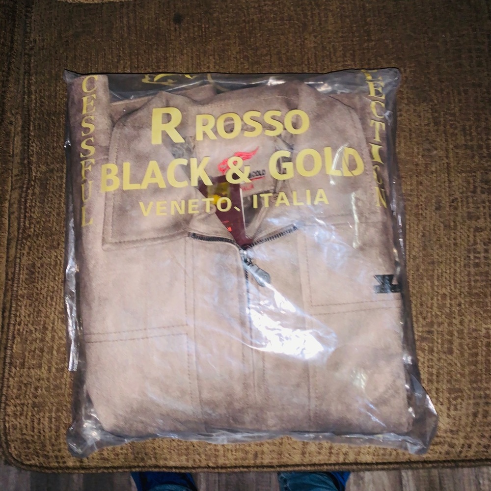 R Rosso Black&Gold Successful Collection